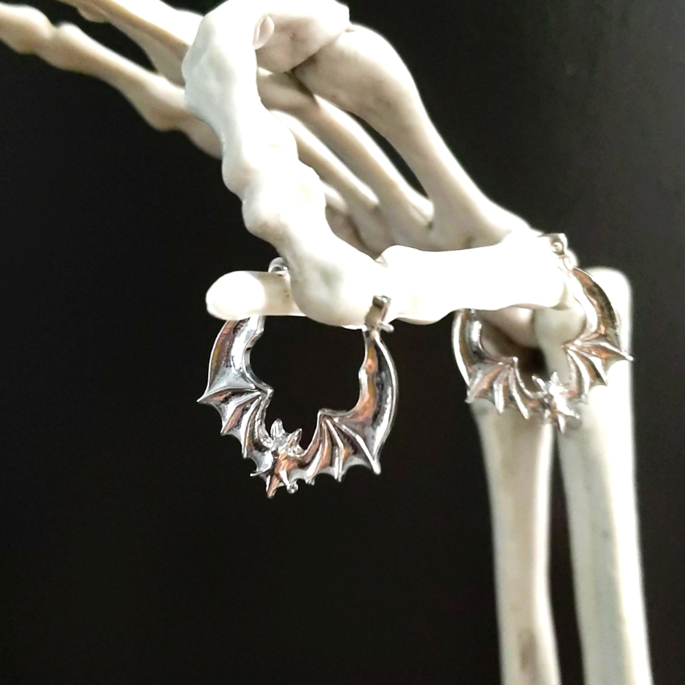 NWT Cute little silver tone bat hoops, Gothic earrings